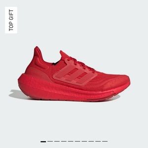 ULTRABOOST LIGHT RUNNING SHOES